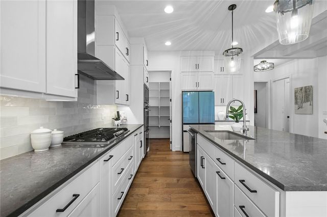 3703 SW Radiance Avenue, Bentonville, AR 72713