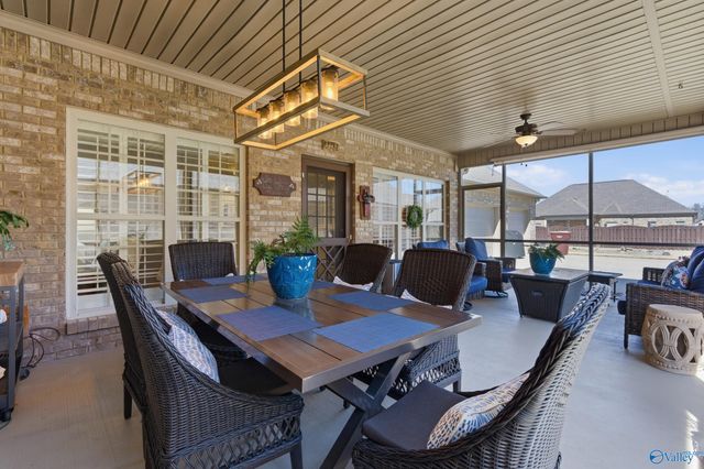 25155 Kingston Drive, Athens, AL 35613