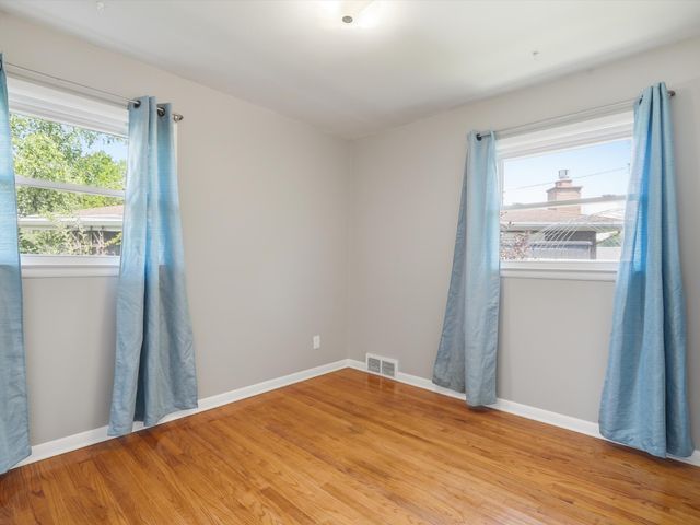 1181 Kay Parkway, Ann Arbor, MI 48103