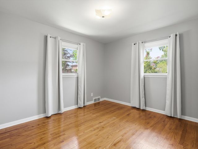 1181 Kay Parkway, Ann Arbor, MI 48103