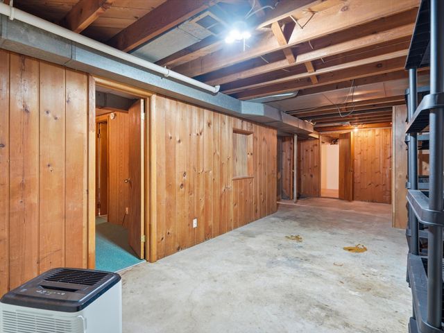 1181 Kay Parkway, Ann Arbor, MI 48103