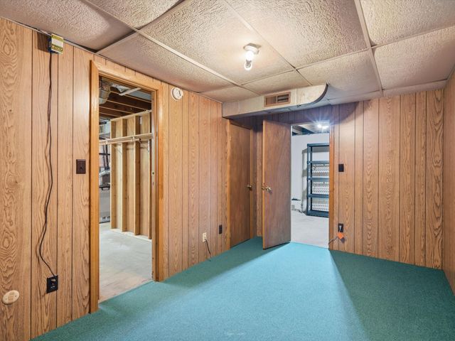 1181 Kay Parkway, Ann Arbor, MI 48103
