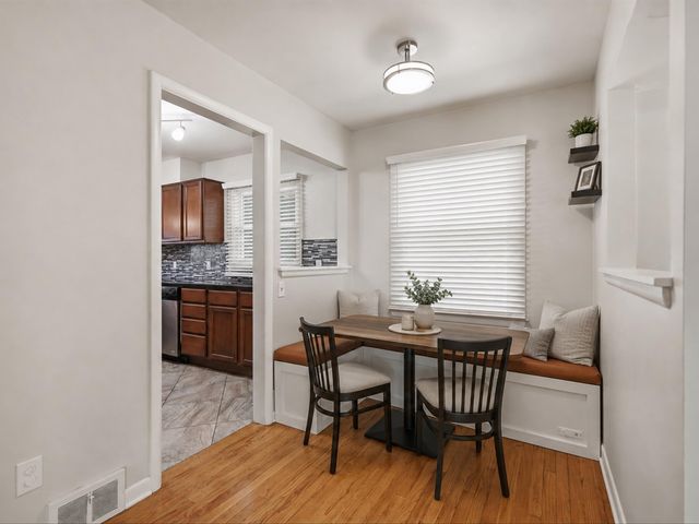 1181 Kay Parkway, Ann Arbor, MI 48103