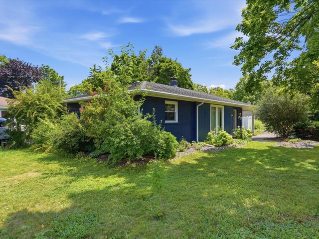 1181 Kay Parkway, Ann Arbor, MI 48103