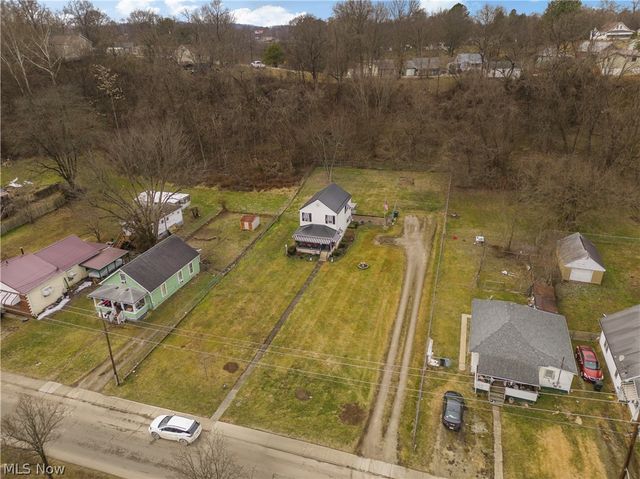 1312 Broadway Avenue, Parkersburg, WV 26101