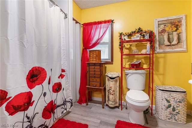 1312 Broadway Avenue, Parkersburg, WV 26101