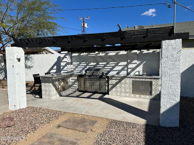 1224 E HAYWARD Avenue, Phoenix, AZ 85020