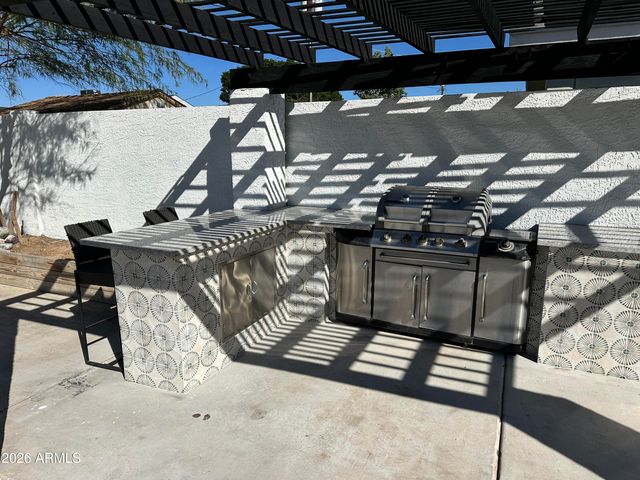 1224 E HAYWARD Avenue, Phoenix, AZ 85020