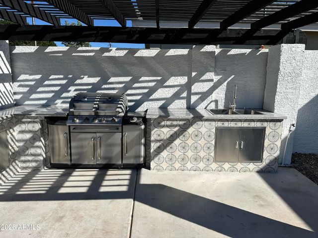 1224 E HAYWARD Avenue, Phoenix, AZ 85020