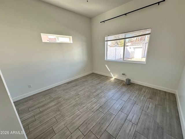 1224 E HAYWARD Avenue, Phoenix, AZ 85020