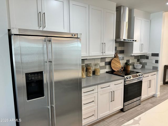 1224 E HAYWARD Avenue, Phoenix, AZ 85020