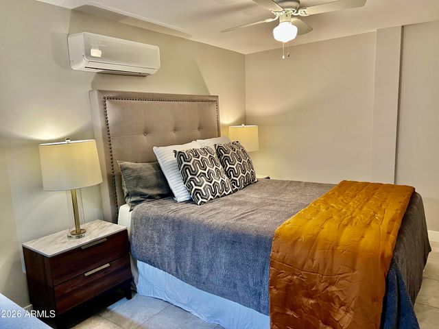 1224 E HAYWARD Avenue, Phoenix, AZ 85020