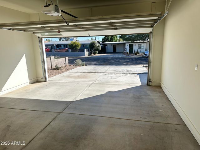 1224 E HAYWARD Avenue, Phoenix, AZ 85020