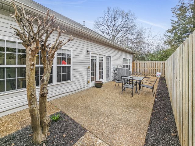 2521 Pennington Bend Rd Apt 210, Nashville, TN 37214