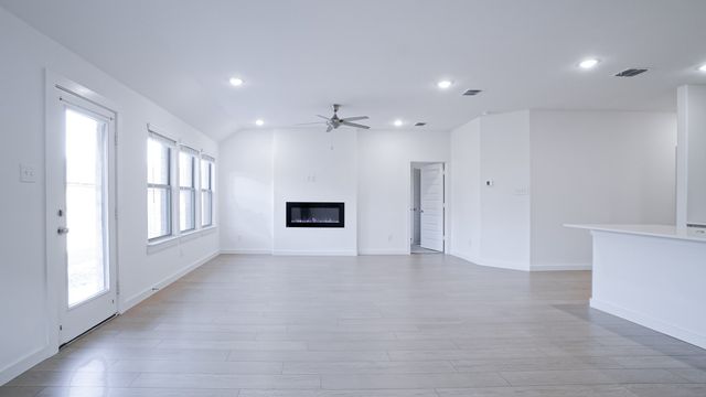 465 Chase Creek Drive, Lavon, TX 75166