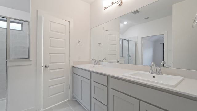 465 Chase Creek Drive, Lavon, TX 75166