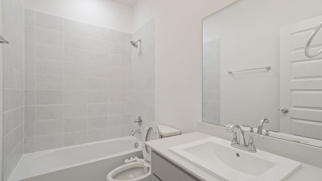 465 Chase Creek Drive, Lavon, TX 75166