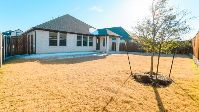465 Chase Creek Drive, Lavon, TX 75166