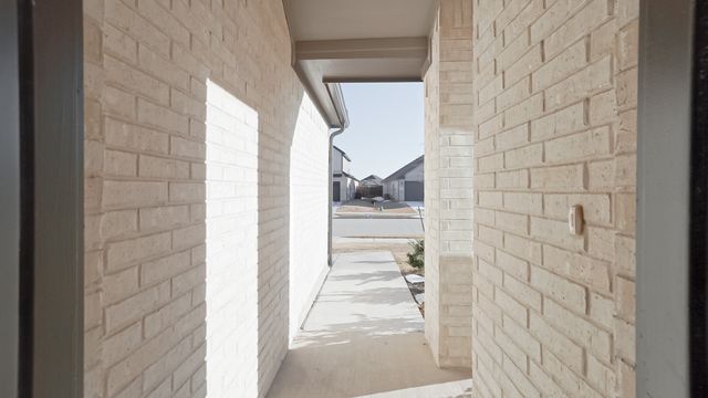 465 Chase Creek Drive, Lavon, TX 75166