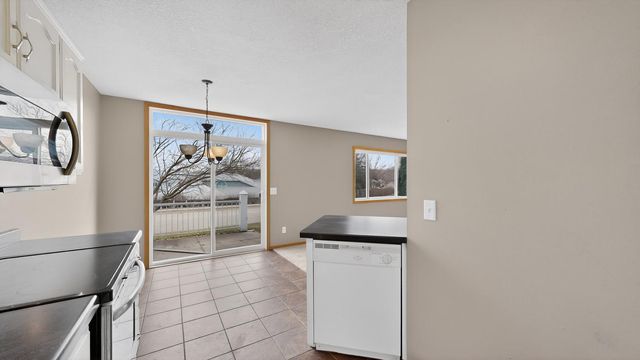 281 Zumbro Drive NW, Rochester, MN 55901