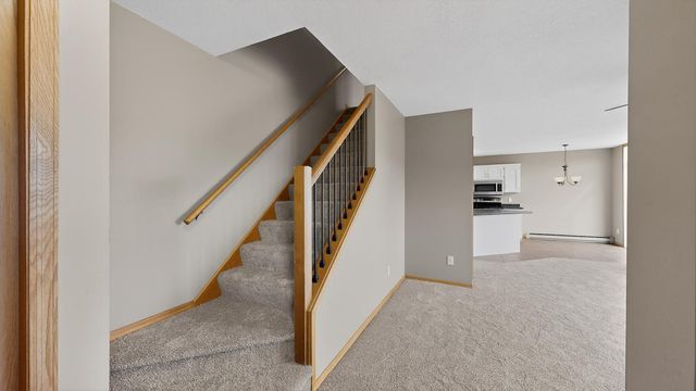 281 Zumbro Drive NW, Rochester, MN 55901