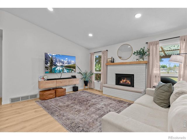 817 Parkview Drive, Fort Collins, CO 80525