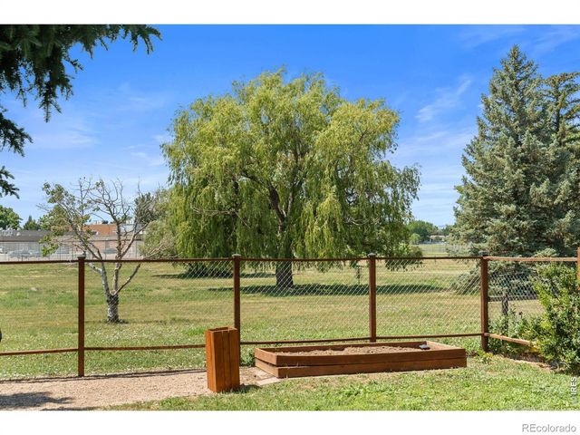 817 Parkview Drive, Fort Collins, CO 80525
