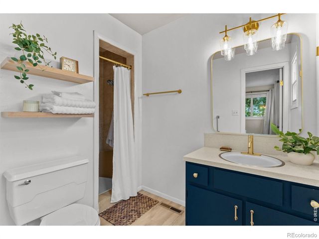817 Parkview Drive, Fort Collins, CO 80525
