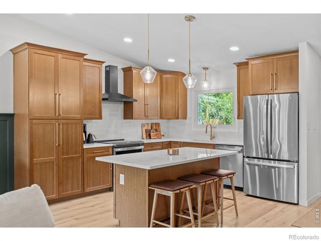 817 Parkview Drive, Fort Collins, CO 80525