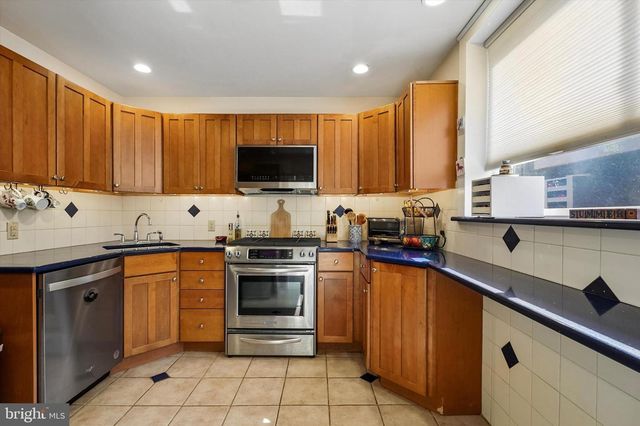 49 WEISS AVE, Flourtown, PA 19031