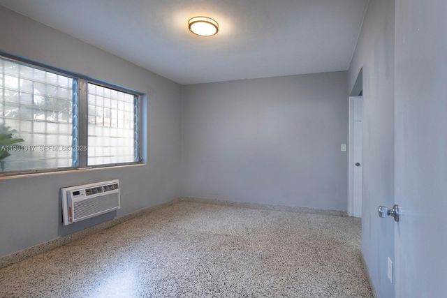 101 SW 24th Ave 0, Miami, FL 33135