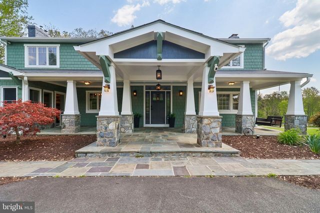 7017 UNION MILL RD, Clifton, VA 20124