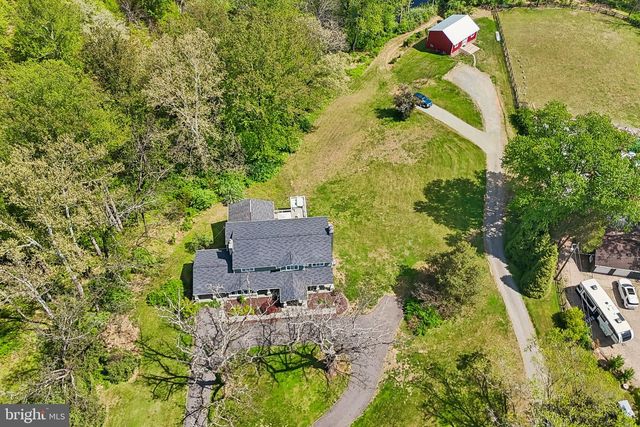 7017 UNION MILL RD, Clifton, VA 20124