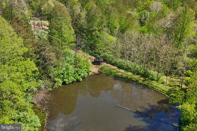 7017 UNION MILL RD, Clifton, VA 20124