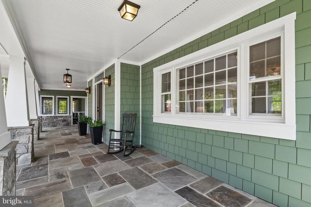 7017 UNION MILL RD, Clifton, VA 20124