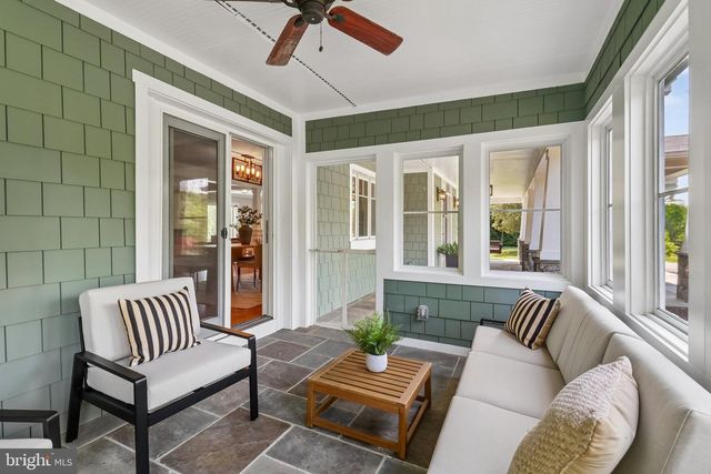 7017 UNION MILL RD, Clifton, VA 20124
