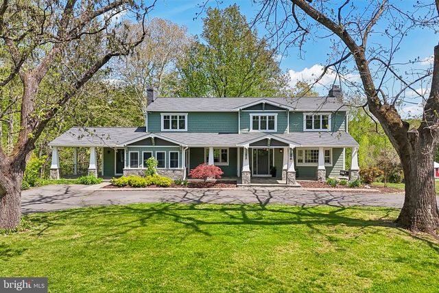 7017 UNION MILL RD, Clifton, VA 20124