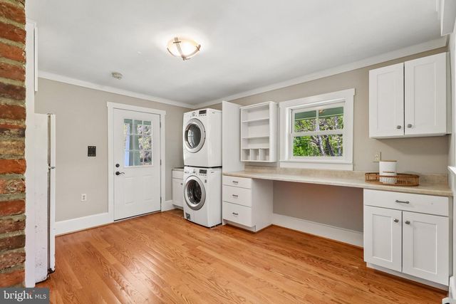 7017 UNION MILL RD, Clifton, VA 20124