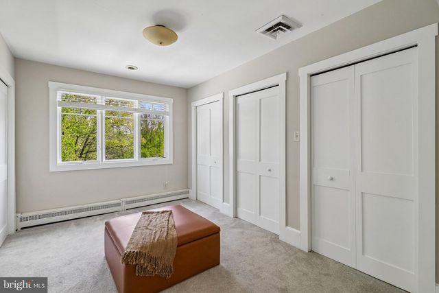 7017 UNION MILL RD, Clifton, VA 20124