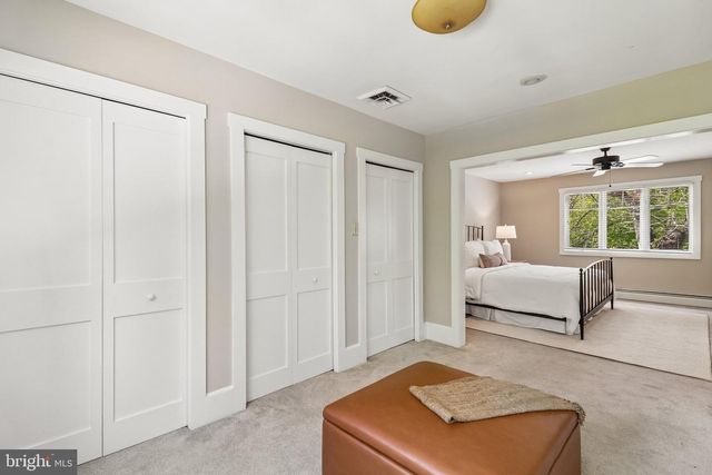 7017 UNION MILL RD, Clifton, VA 20124