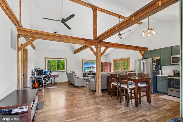 7017 UNION MILL RD, Clifton, VA 20124