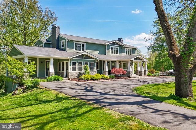 7017 UNION MILL RD, Clifton, VA 20124
