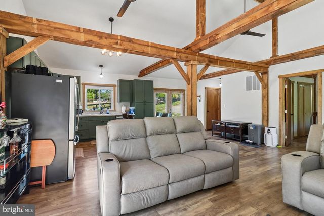 7017 UNION MILL RD, Clifton, VA 20124