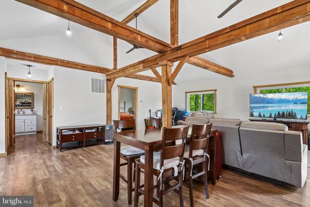 7017 UNION MILL RD, Clifton, VA 20124