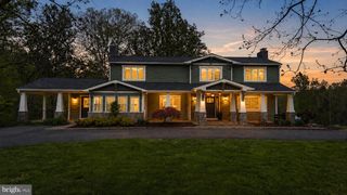 7017 UNION MILL RD, Clifton, VA 20124