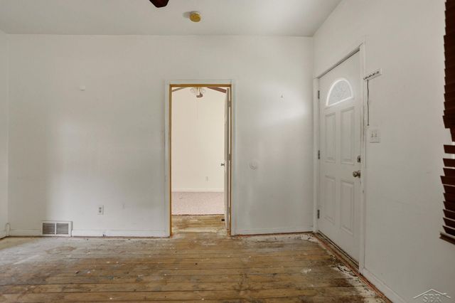 1427 Brown Street, Saginaw, MI 48601