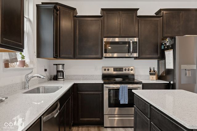 4407 Ringstead Way, Indianapolis, IN 46235