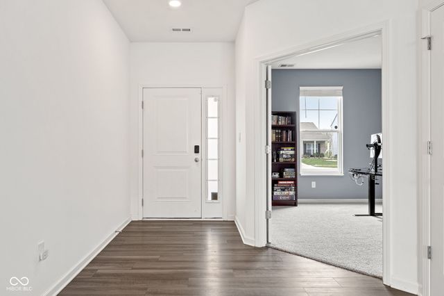 4407 Ringstead Way, Indianapolis, IN 46235