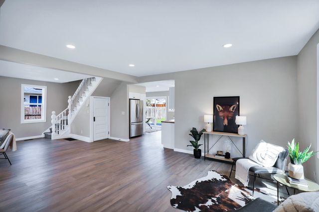 2434 E Wiscomb St, Spokane, WA 99207