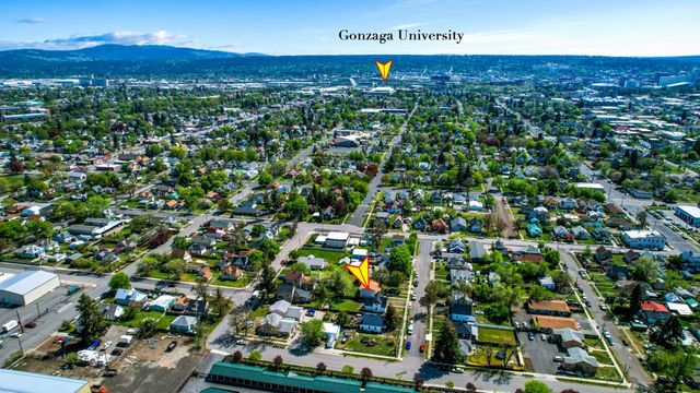 2434 E Wiscomb St, Spokane, WA 99207
